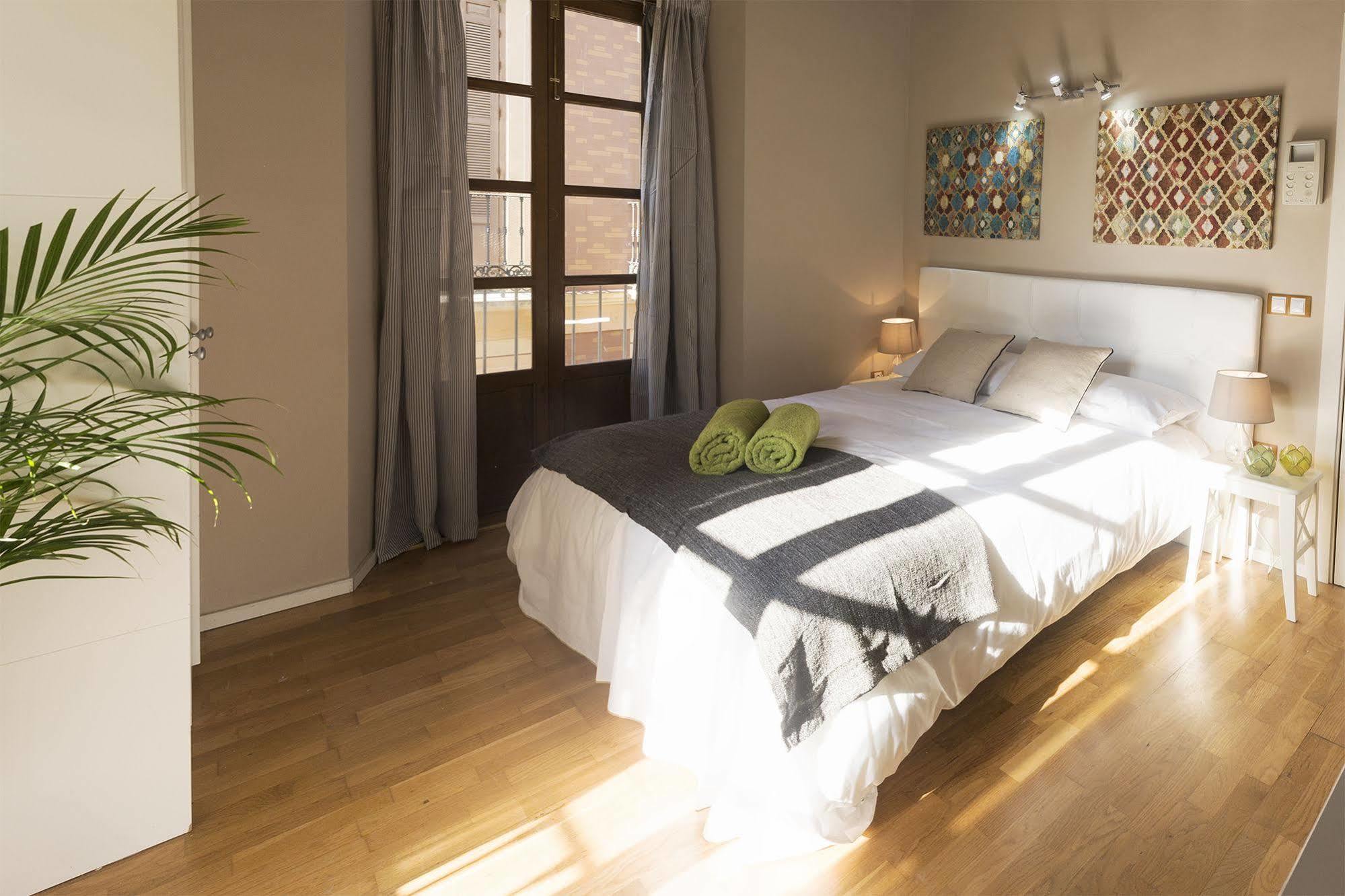 Living4Malaga Suites Superior Dış mekan fotoğraf
